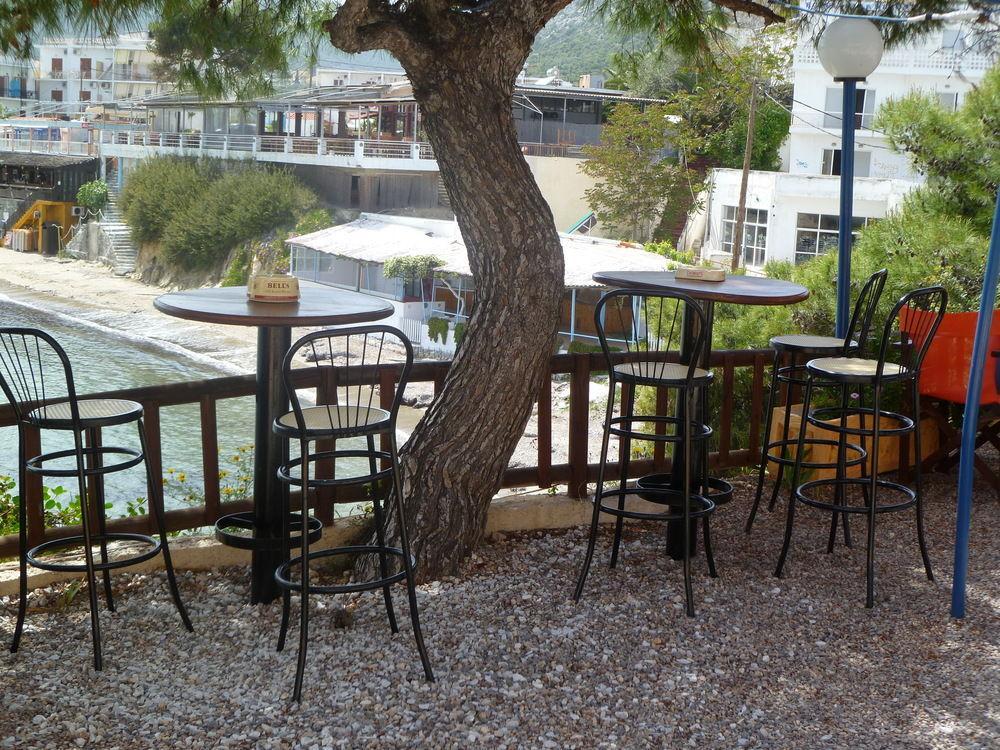 Hotel Liberty 1 Agia Marina  외부 사진